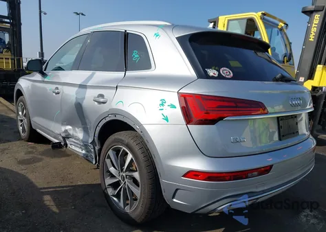 2021 Audi Q5 Premium 45 Tfsi Quattro S Tronic from USA, damaged, VIN WA1AAAFY5M2014114